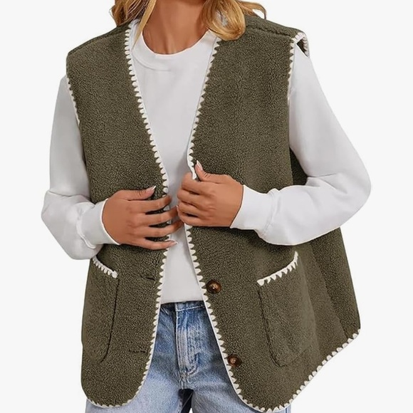 Chic Nation green Sherpa Fleece Vest - Picture 1 of 2